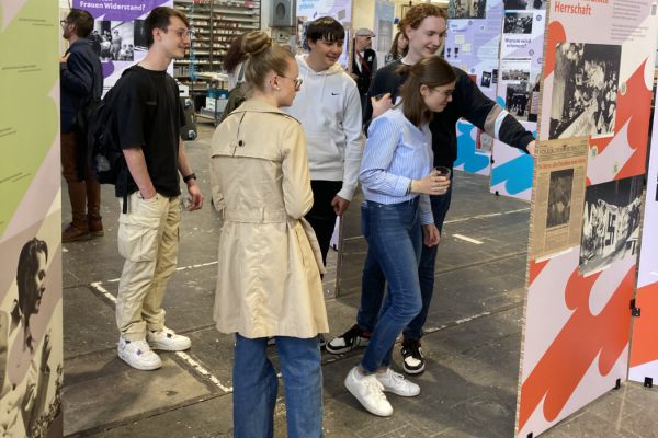 Bild zur Veranstaltung: „heimlich, laut und leise – Frauen im Widerstand gegen den Nationalsozialismus“ im Raphaelshaus